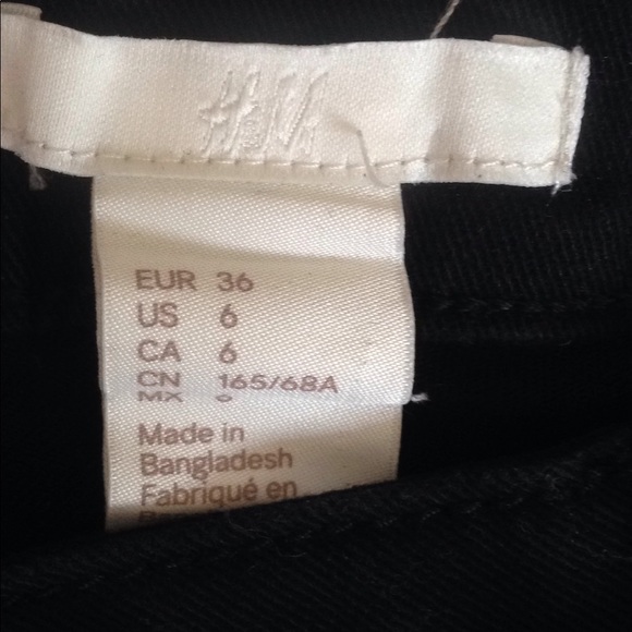 H&M Black Jean Shorts - Picture 3 of 3